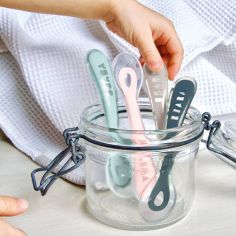 Lot de 4 cuillères en silicone 2e âge bleu, rose et vert d'eau