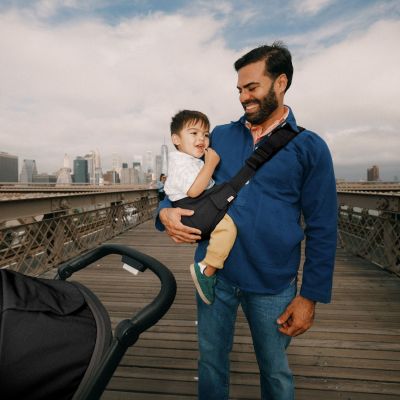 Porte bébé enfant Upsie Sling Onyx Black