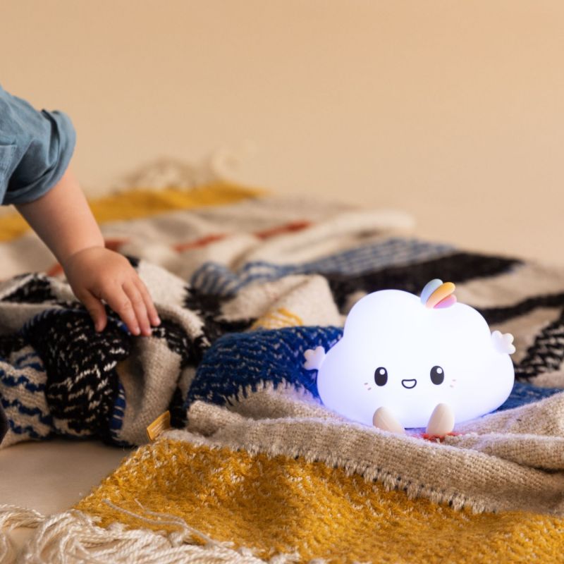 Veilleuse tactile en silicone Nuage Noa avec télécommande Little L Ambiance 4