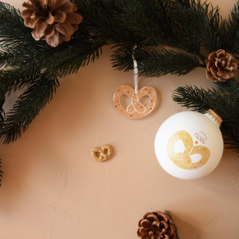 Boule de Noël Bretzel Noël Gourmand Baubels Ambiance 3
