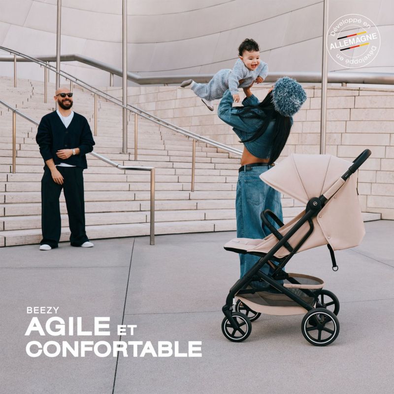 Poussette Compacte et Citadine Beezy 2026 Châssis Noir Dune Grey Cybex Ambiance 2