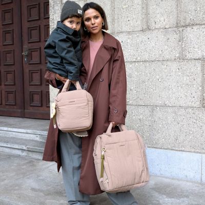 Sac à dos à langer Minoa rose poudré (39x18 cm)