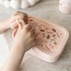 Lunch box 3 compartiments en silicone Fleurs rose Kidzroom Ambiance 2