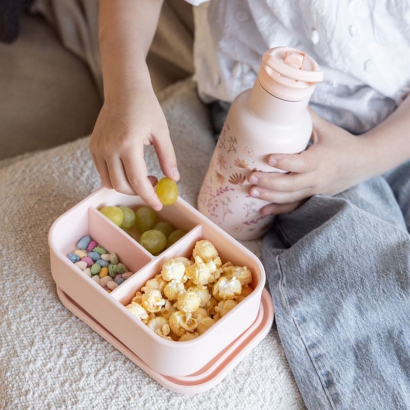 Lunch box 3 compartiments en silicone Fleurs rose Kidzroom Ambiance 4