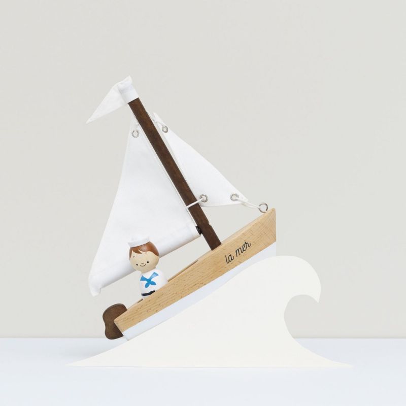Voilier et son captaine en bois FSC Le Toy Van Ambiance 5