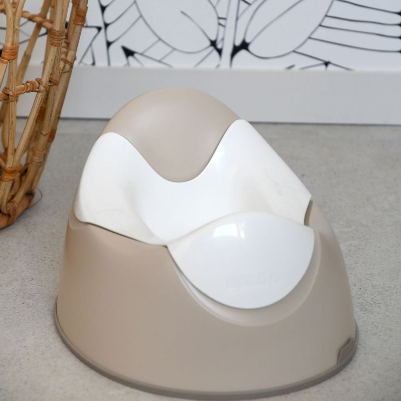Pot bébé ergonomique Terre d'argile Béaba Ambiance 6