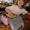 Lunch bag isotherme Pink Stripes Hello Hossy Ambiance 8