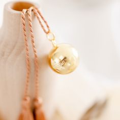 Bola de grossesse Caresse cordon blush (or jaune 18 carats) - Pleine Lune