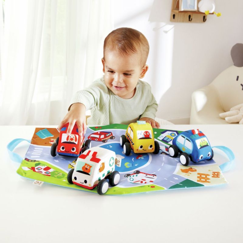 Voitures à rétrofriction et circuit Hape Ambiance 7
