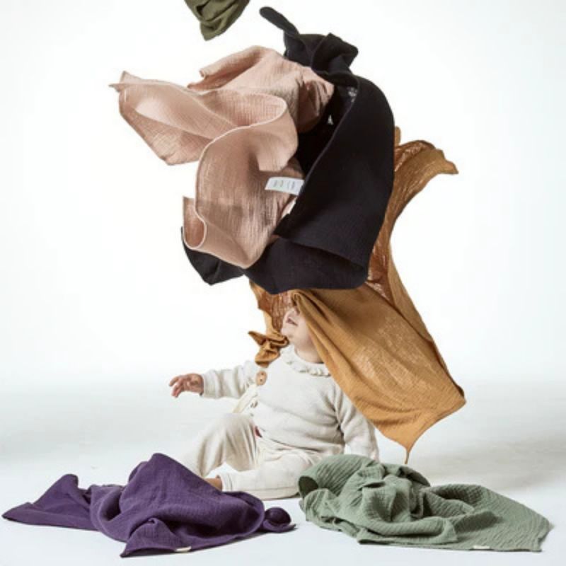 Lange en coton crème Comme un bonbon (90 x 90 cm) BEBEL Ambiance 3