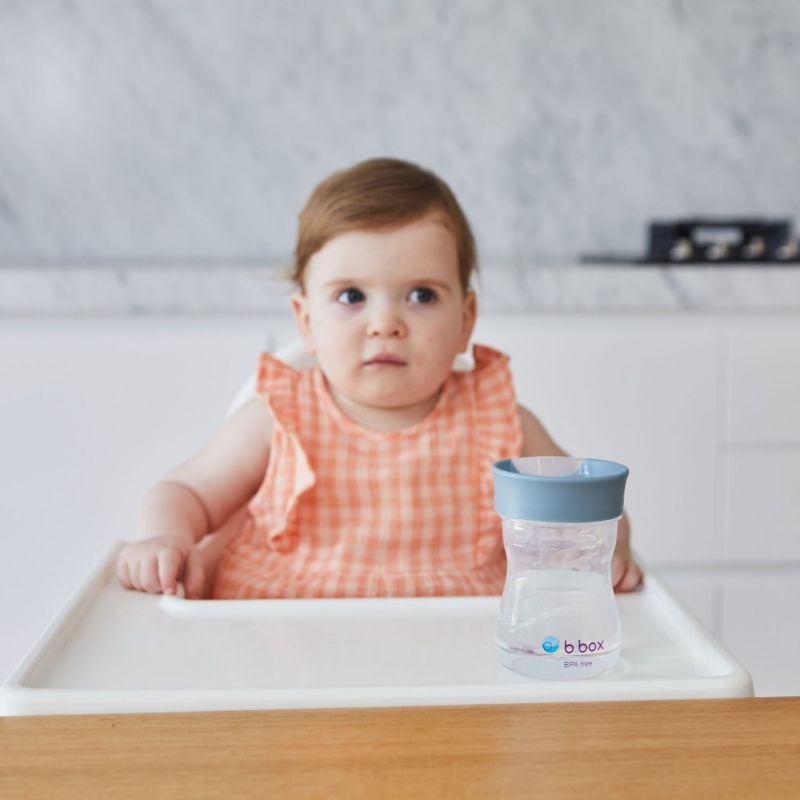 Gobelet d'apprentissage Lullaby Blue (240 ml) B.Box Ambiance 5