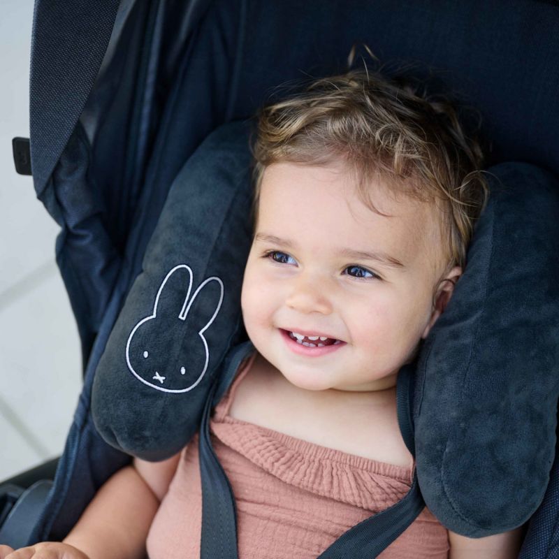 Cale-tête voiture Miffy Dooky Ambiance 2