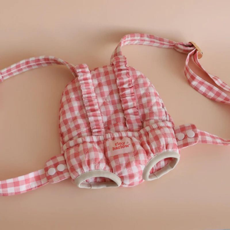 Porte bébé pour poupée Vichy Rose Tiny Harlow Ambiance 4