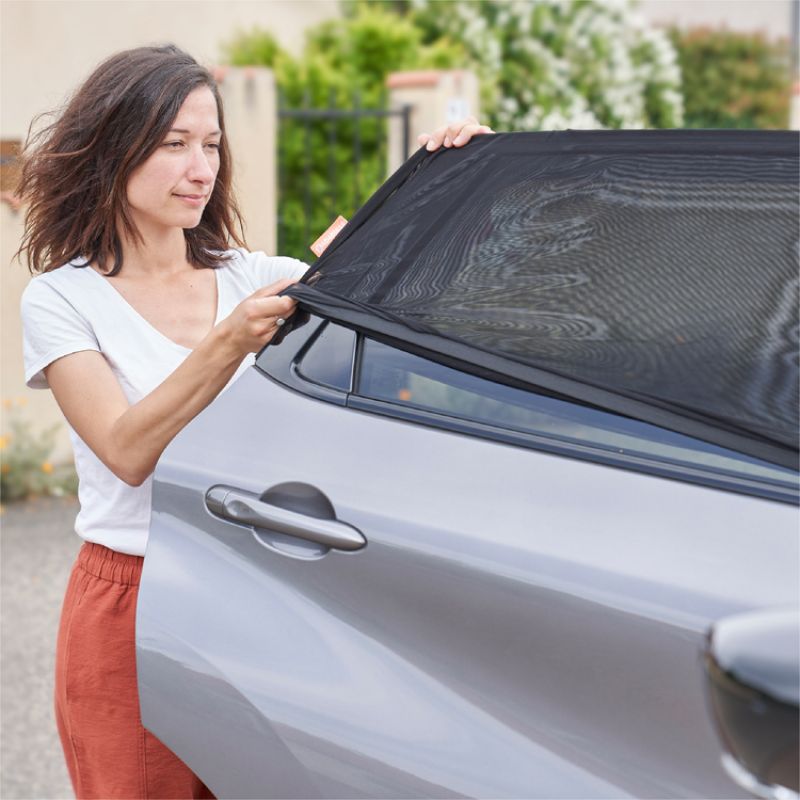 Image d'ambiance de présentation du produit Pare-soleil chaussette voiture - Badabulle