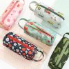 Trousse Fraises  par A Little Lovely Company