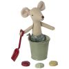 Set de plage seau pelle et coquillages pour figurine souris  par Maileg