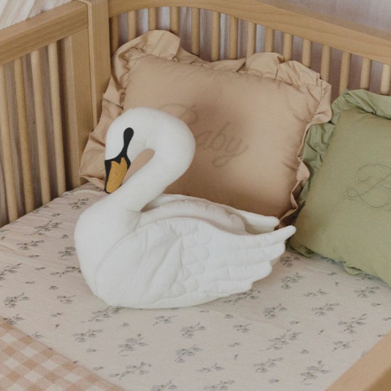 Coussin enfant Cygne (30 x 30 cm) Lorena Canals Ambiance 7