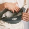 Sac banane Olivia Denim Gris Hindbag Ambiance 2