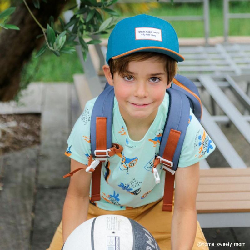 Image d'ambiance de présentation du produit Casquette Mini Duck Blue (2-5 ans) - Hello Hossy