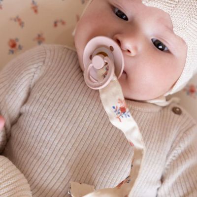 Attache sucette Berries