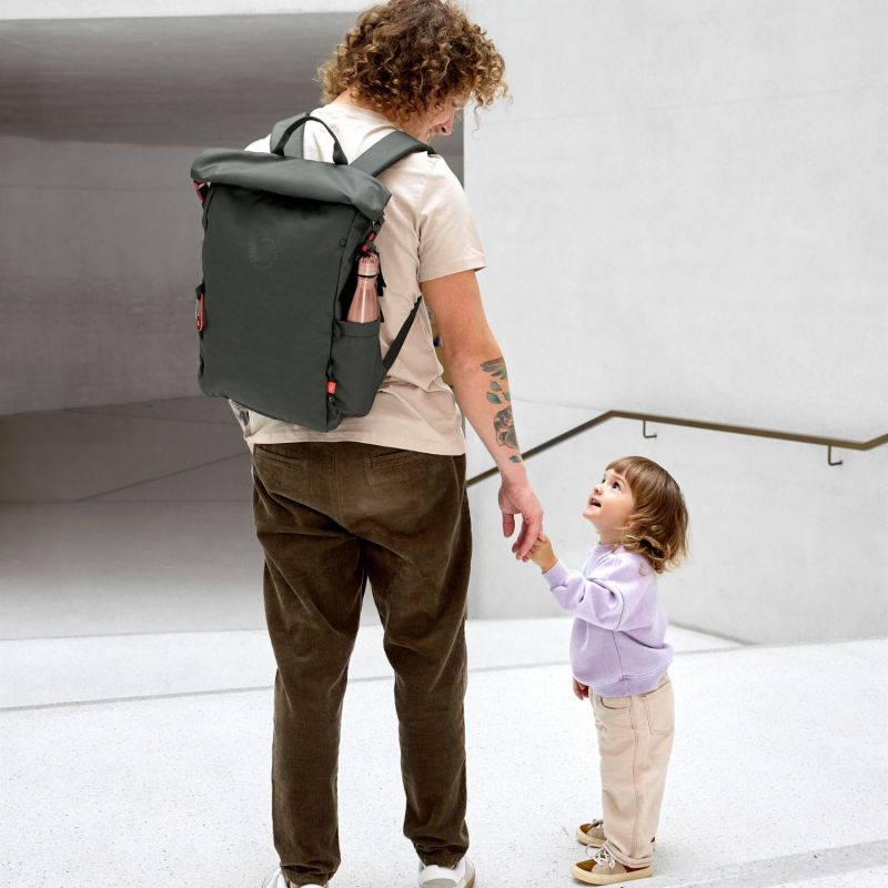 Sac à dos à langer Outdoor Rolltop olive foncé Lässig Ambiance 9