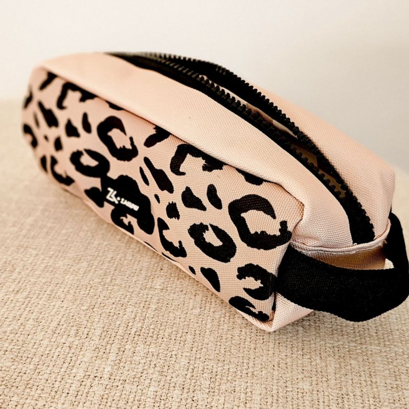 Trousse scolaire Zoé sauvage Zakuw Ambiance 3