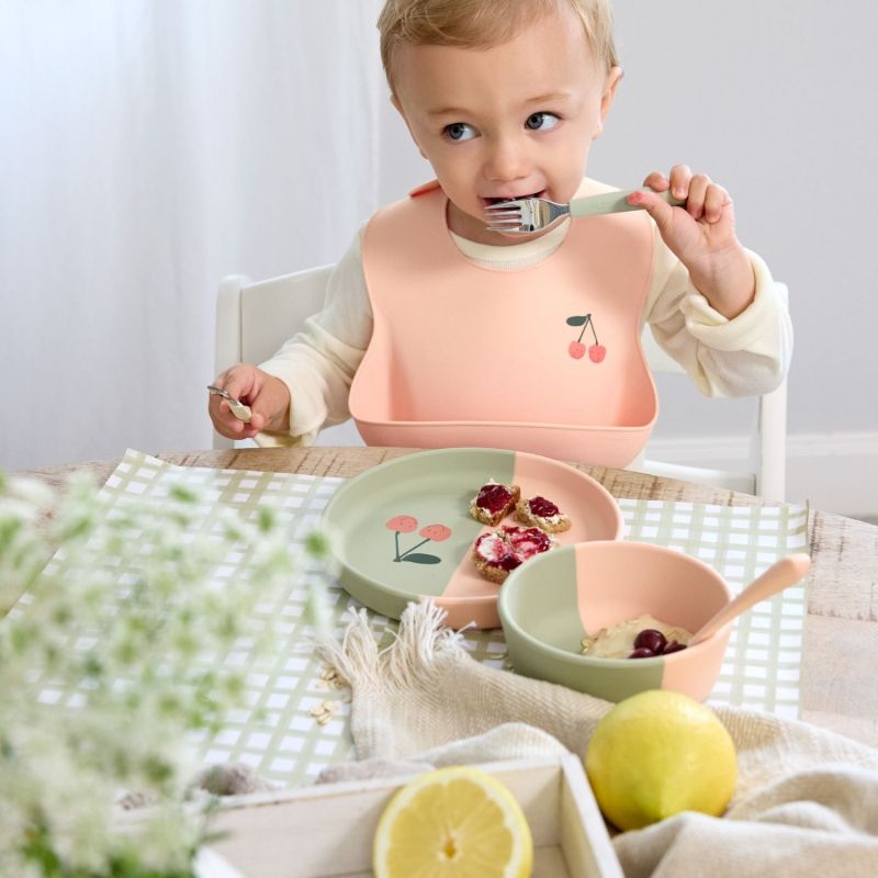 Bavoir en silicone avec poche Happy Fruits Cerise Lässig Ambiance 5