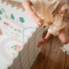 Tapis de jeu réversible 2 en 1 Tiloo Marelle (120 x 180 cm) Play&Go Ambiance 8