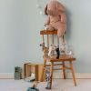 Couple de mariés dans son joli coffret Maman et Papa Maileg Ambiance 5