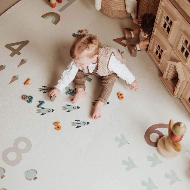 Tapis de jeu réversible 2 en 1 Tiloo Numbers (180 x 180 cm) Play&Go Ambiance 2