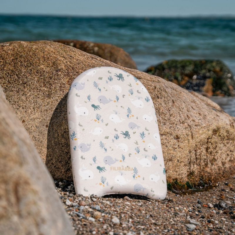 Planche de natation Les contes de Christian la Baleine Filibabba Ambiance 1