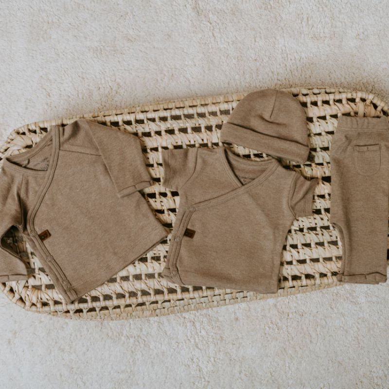 Bonnet de naissance en coton bio Melange clay (0-3 mois) Baby's Only Ambiance 3