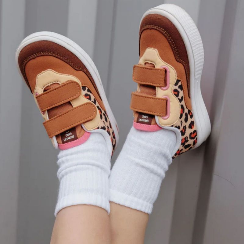 Basket Sneakers Léopard (pointure 32) Hello Hossy Ambiance 2