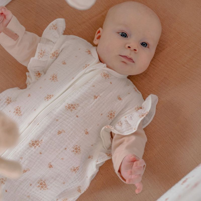 Gigoteuse légère en mousseline bio Fleurs d'Antan (50 cm) Noukie's Ambiance 1