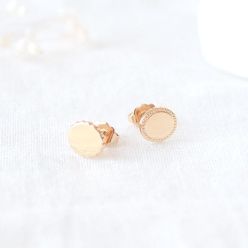 Puces d'oreille Madeleine en plaqué or jaune (personnalisable) Mon Petit Poids