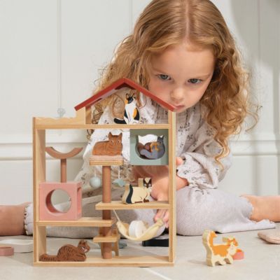 Hôtel pour chats en bois