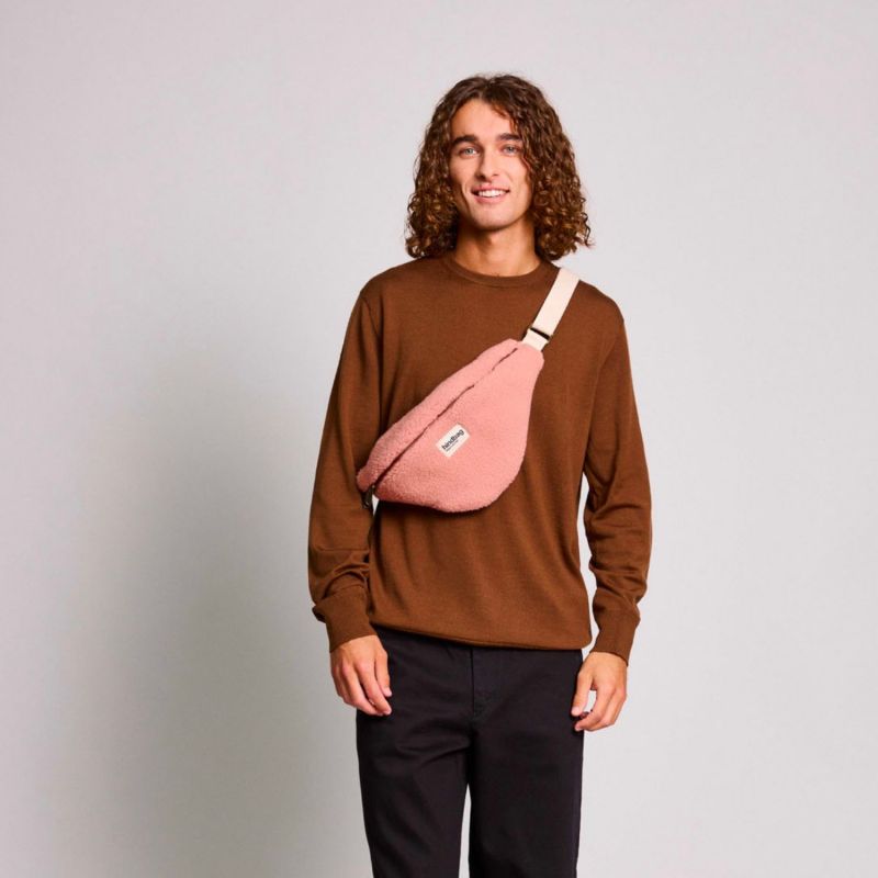 Sac banane Olivia Teddy Rose poudrée Hindbag Ambiance 3