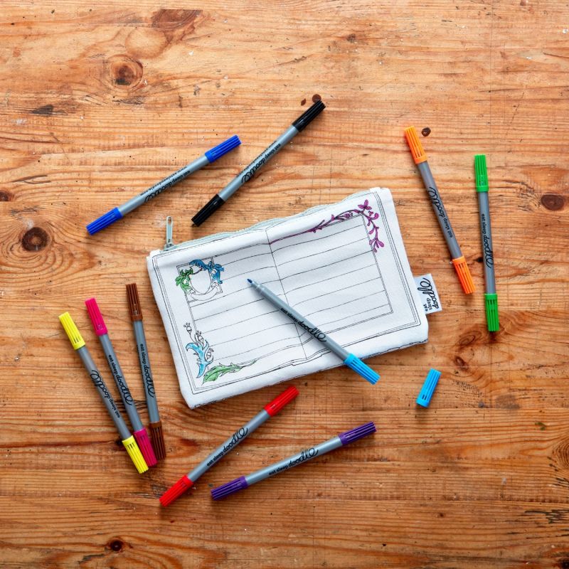 Trousse à colorier lavable et réutilisable Conte de fées avec 10 feutres Eatsleepdoodle Produit 6