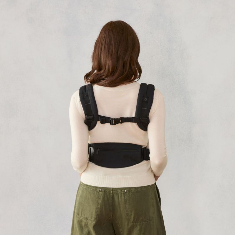 Porte-bébé Omni Deluxe Coton Onyx Black Ergobaby Ambiance 8