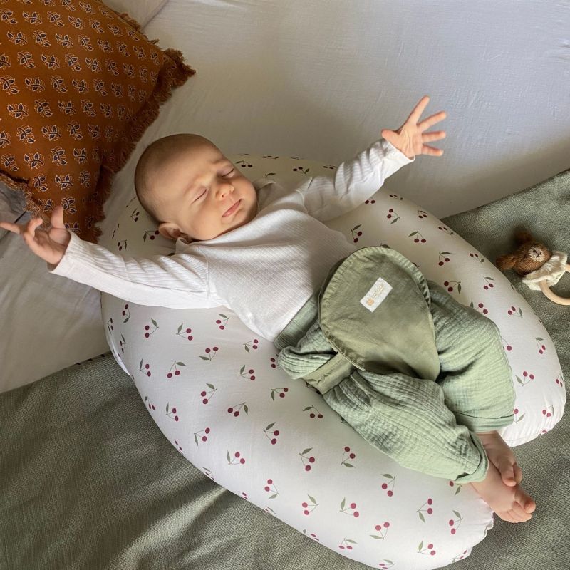 Coussin de grossesse Multirelax en coton cerises Candide Ambiance 8