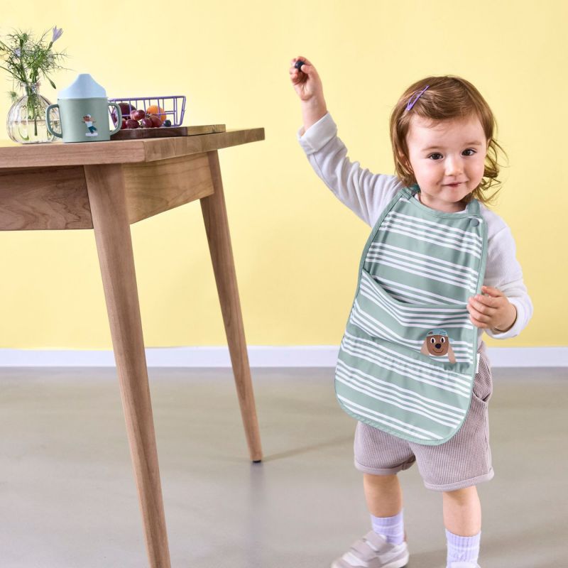 Tasse d´apprentissage en polypropylène et cellulose Tiny Team Chien Lässig Ambiance 2