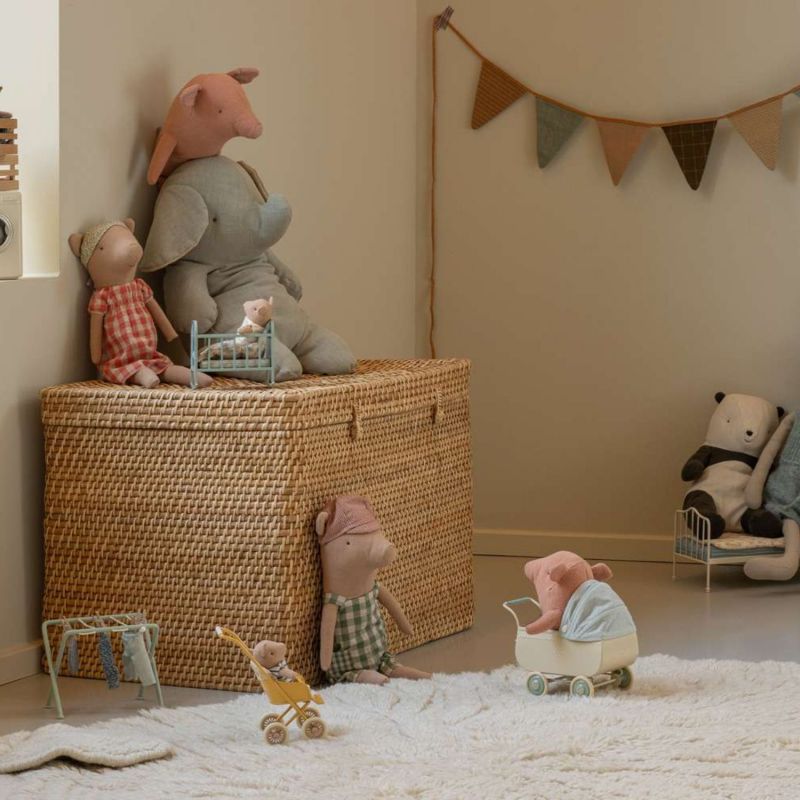 Peluche cochon fille Maileg Ambiance 5