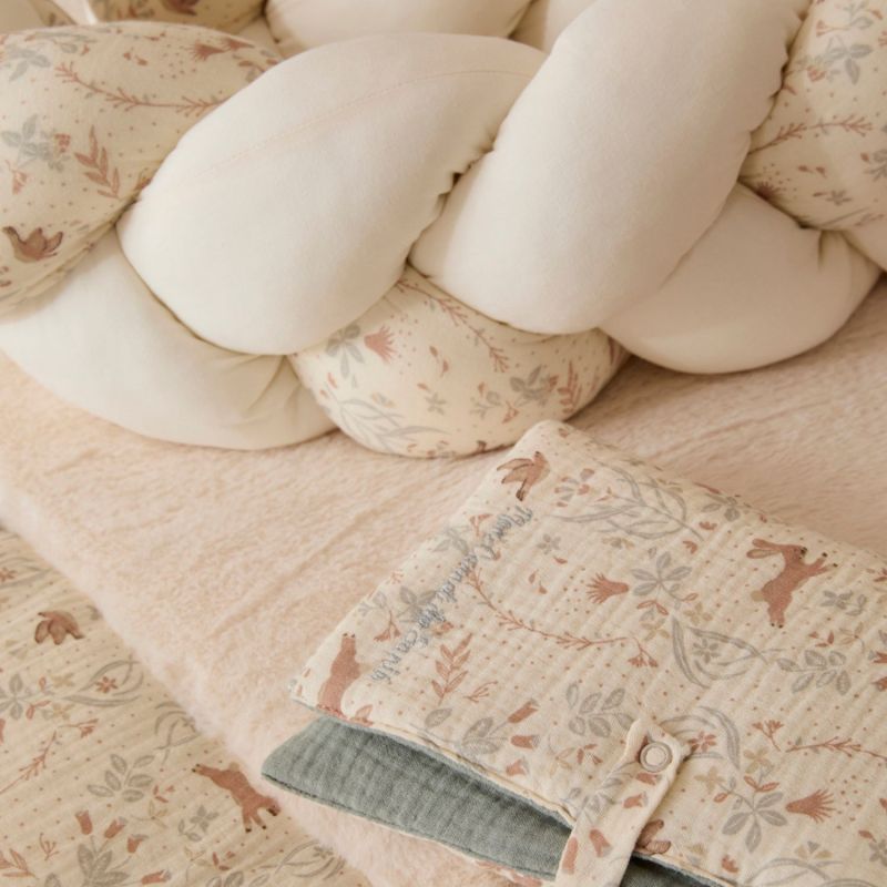 Protège-carnet de santé jardin enchanté et vert de gris BB & Co Ambiance 2