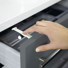 Bloque Portes De Placard Securite Bebe Berceau Magique