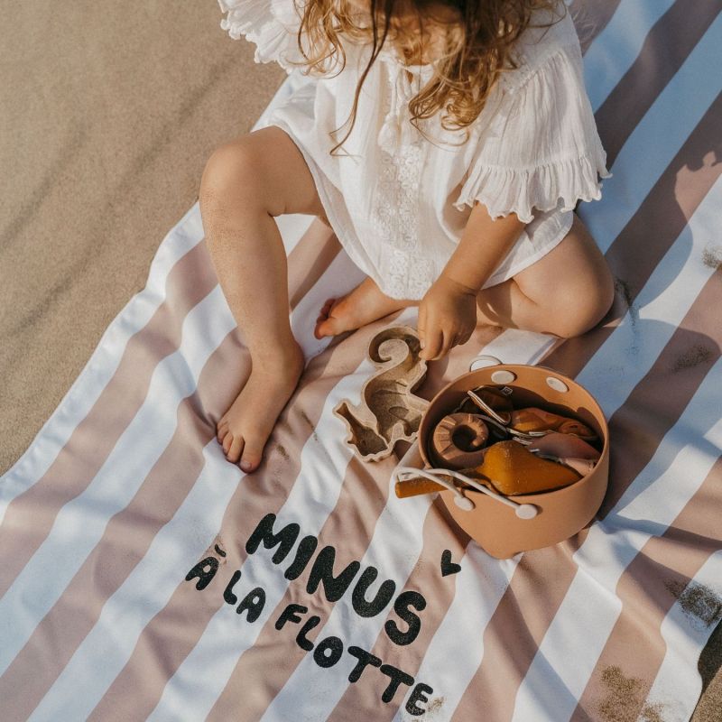 Serviette microfibre Minus à la flotte rayures rose Zakuw Ambiance 2