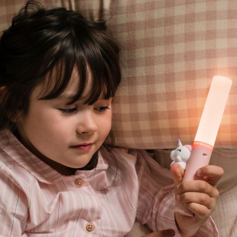 Lampe nomade 3 en 1 Zoo Light Unicorn The Zoofamily Ambiance 2