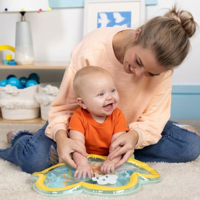 Tapis d'éveil et matelas à eau Winnie l'Ourson