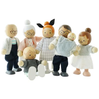 Famille de poupées (8 figurines)