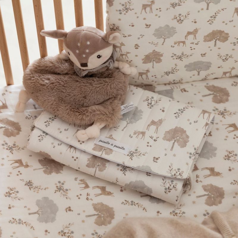 Doudou plat petit cerf Nara Pasito a pasito Ambiance 9