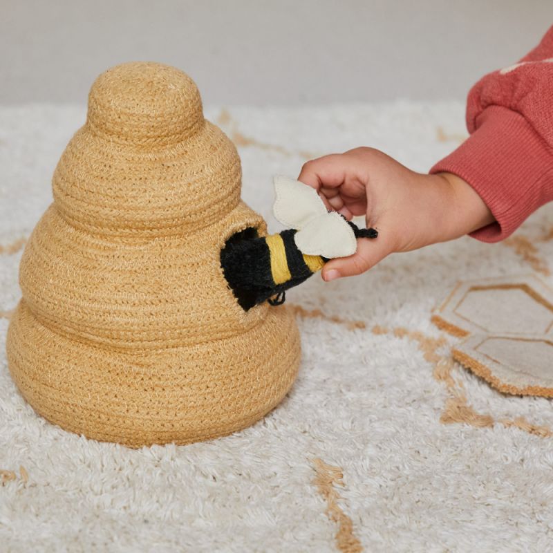 Tapis de jeu lavable Pollinisation avec 4 jouets inclus (90 x 130 cm) Lorena Canals Ambiance 9